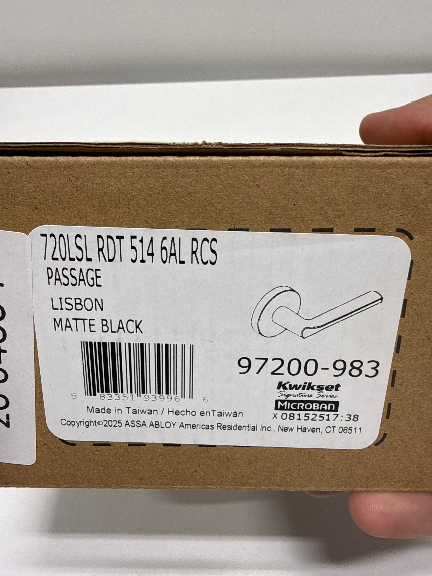 Kwikset 720LSLRDT Lisbon Passage Door Lever Set with Round Rose Matte Black