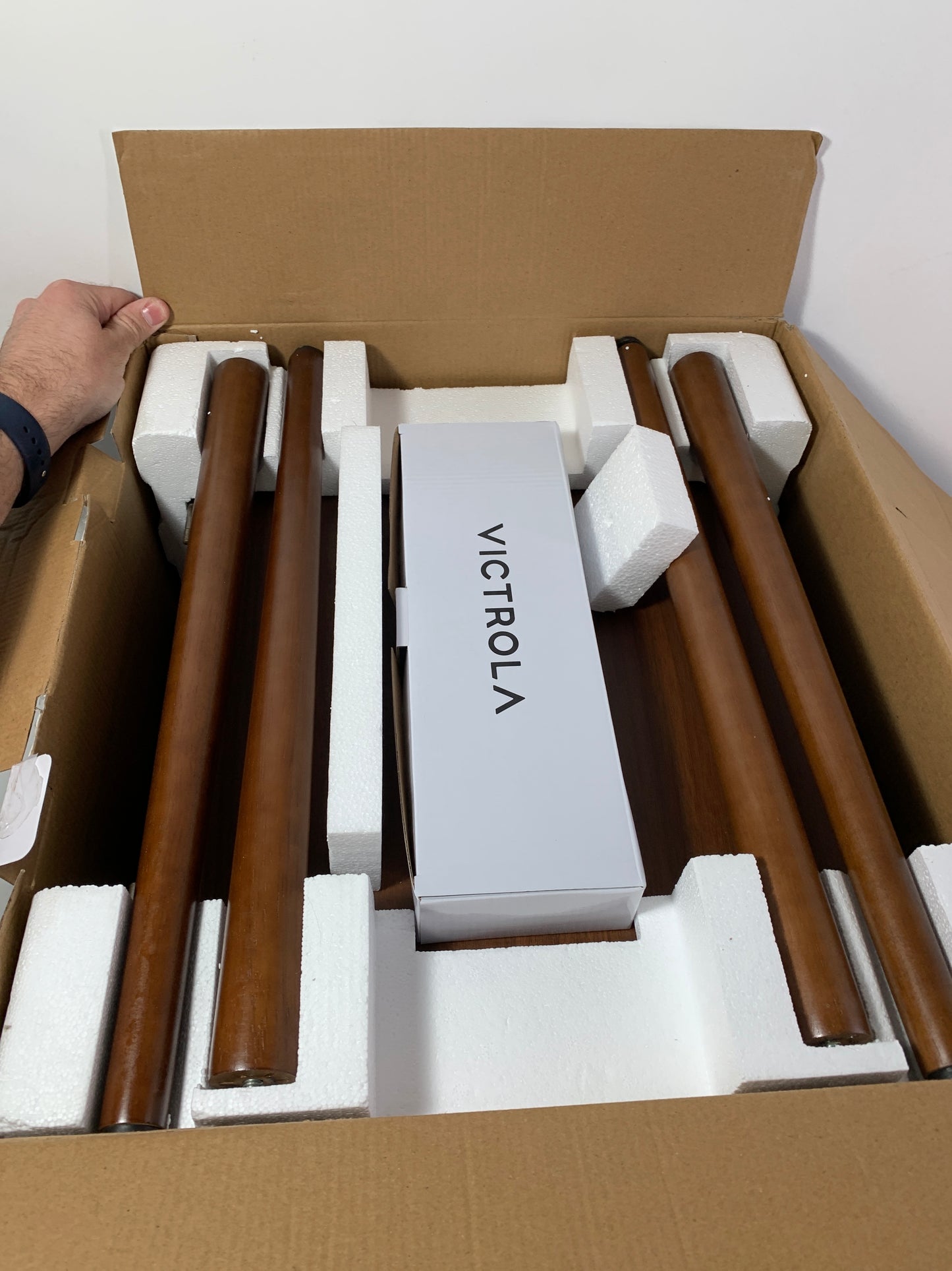 Victrola Victrola Century Signature+ 6-in-1 Music Center - Walnut - *TV & Home Theater