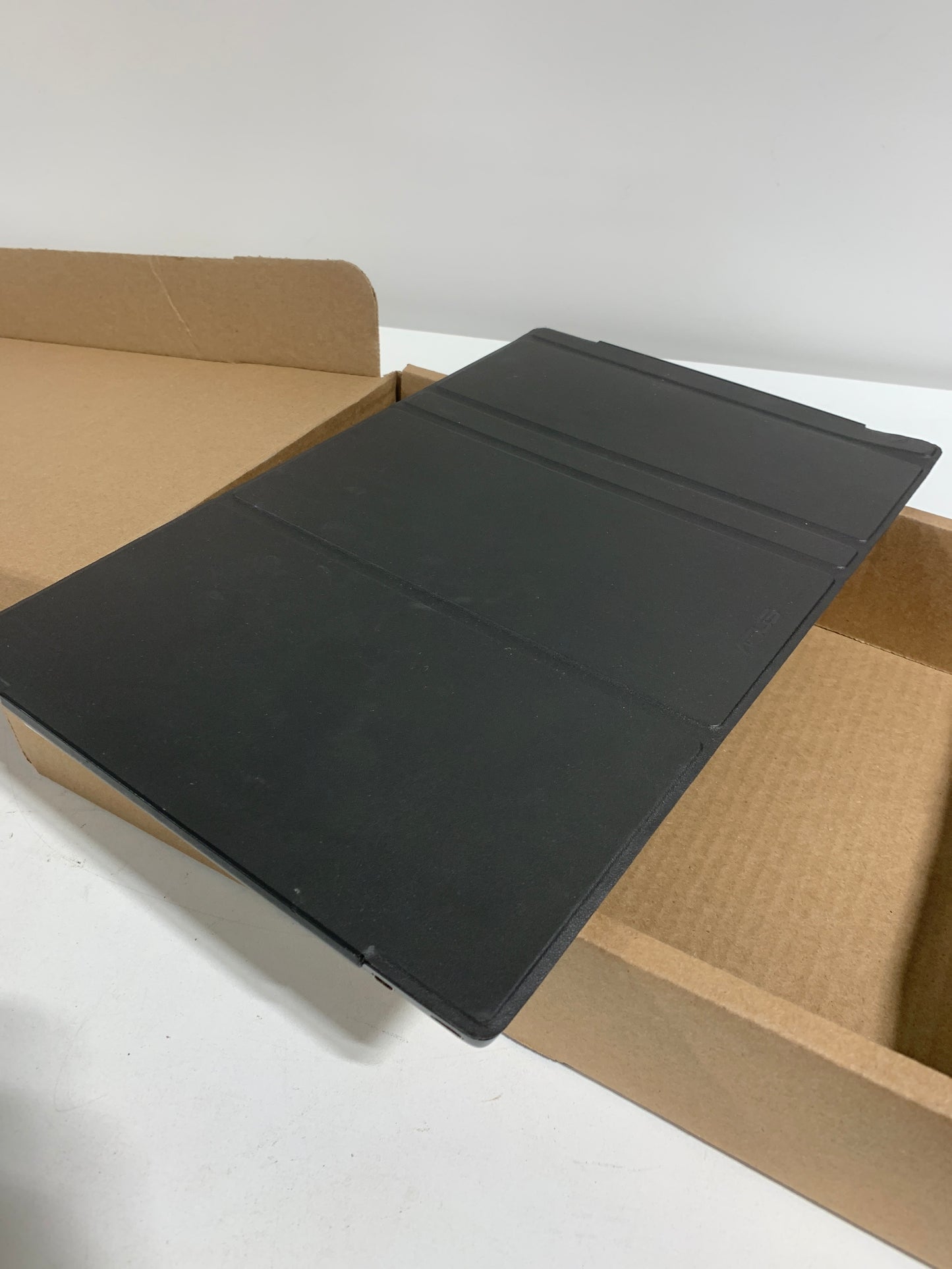 ASUS ZenScreen MB16AH 15.6" 16:9 Full HD Portable USB IPS LED Monitor, Dark Gray