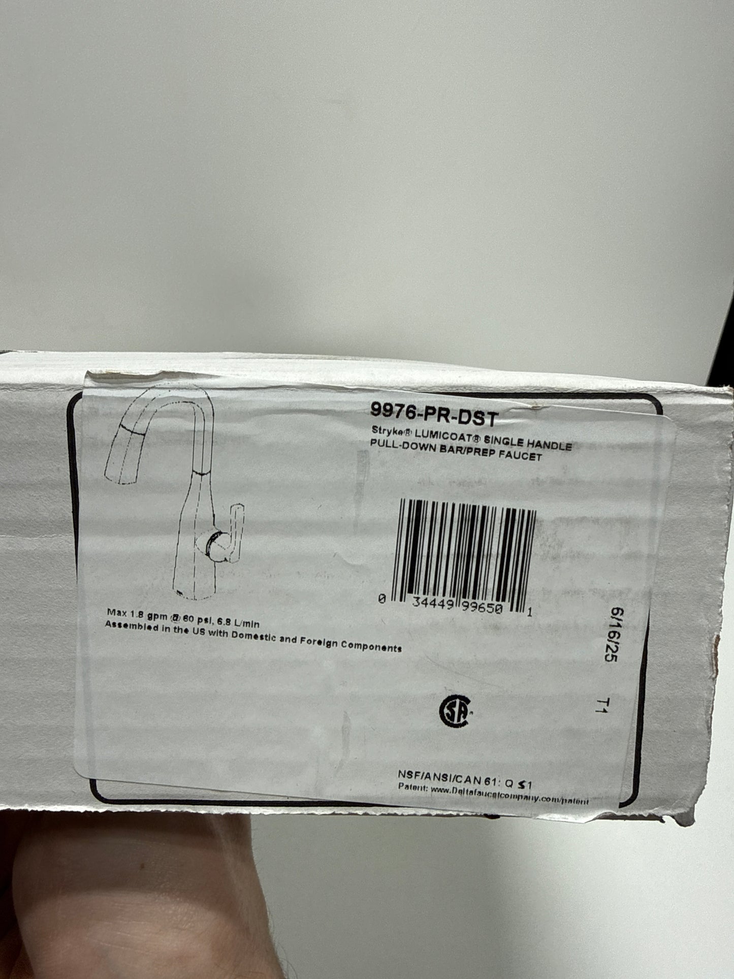 Delta Stryke: Single Handle Pull-Down Bar/Prep Faucet lumicoat chrome