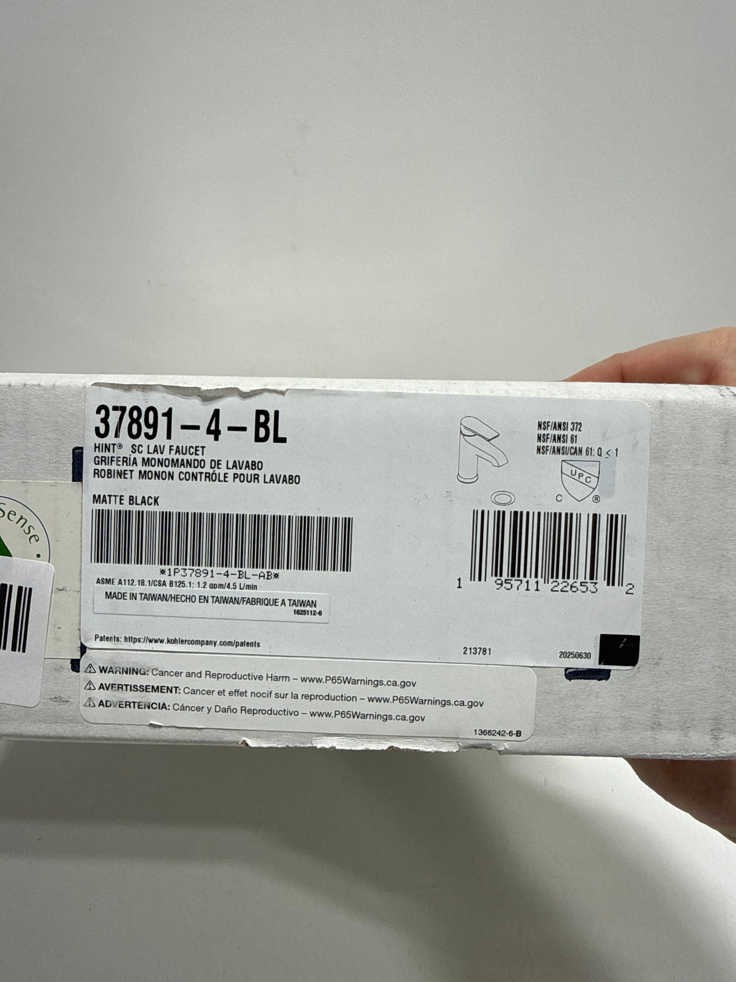 No Drain - Hint Single Handle Single Hole Bathroom Faucet in Matte Black