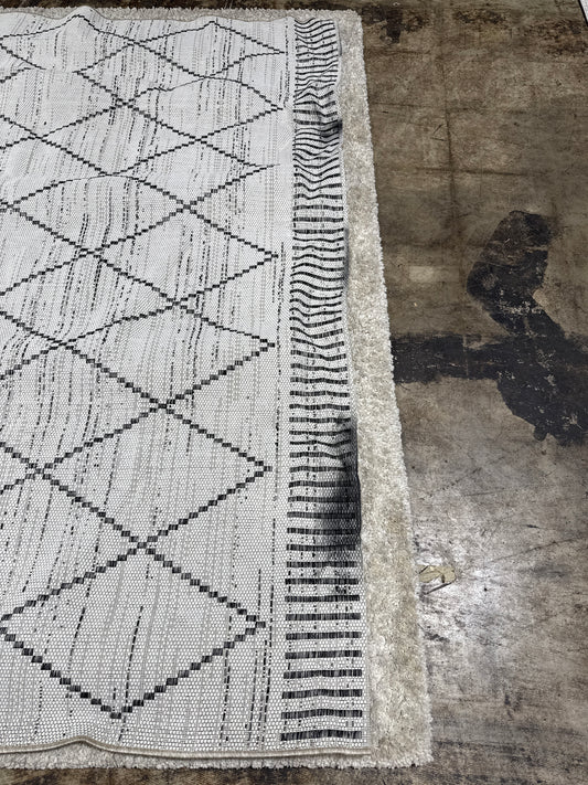 Damage Used Ravenna Indoor/Outdoor Rug, Pierce 7 ft. 10 in. x 10 ft.