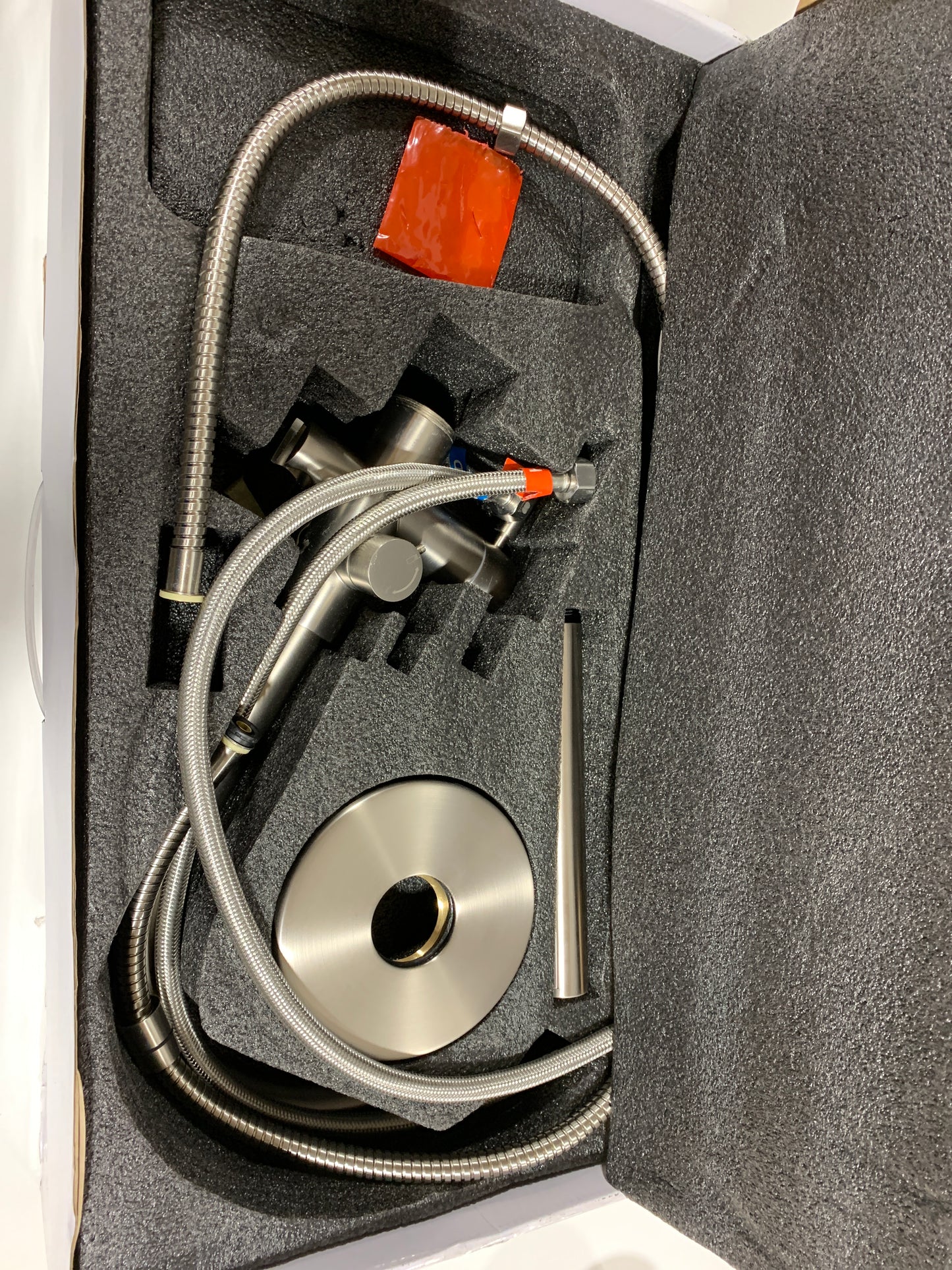 Scratch Ove Decors Athena Athena Floor Mounted Tub Filler Includes Hand Shower