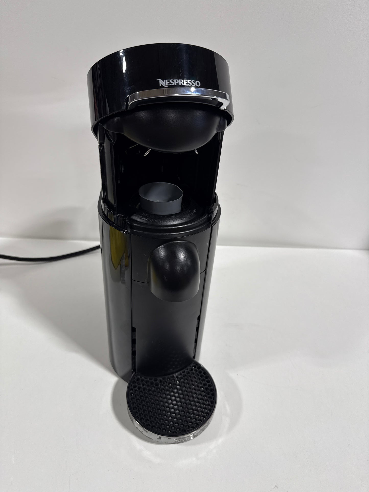 See Desc De'Longhi - Nespresso Vertuo Plus Deluxe Coffee & Espresso Machine Piano Black