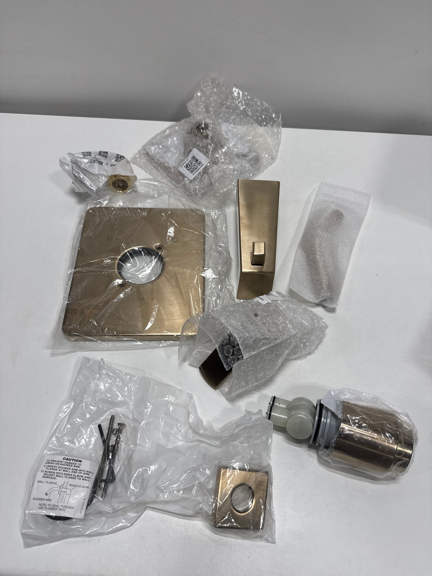 Delta T14437 Velum Monitor 14 Series Tub and Shower Trim Package - Bronze