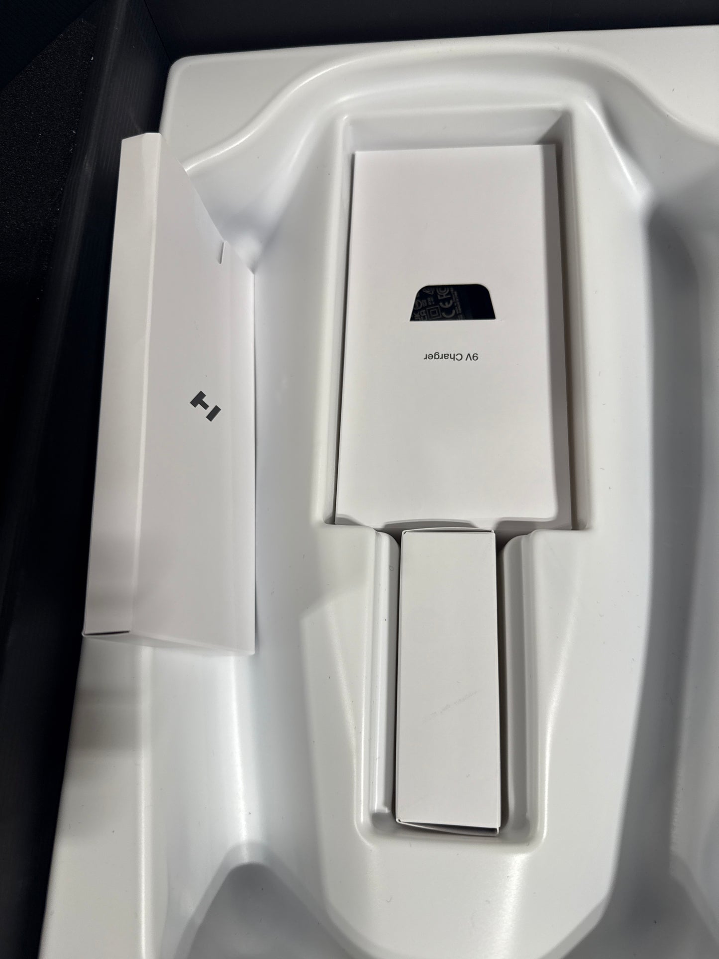 Hyperice - X Knee Contrast Therapy Device - Black