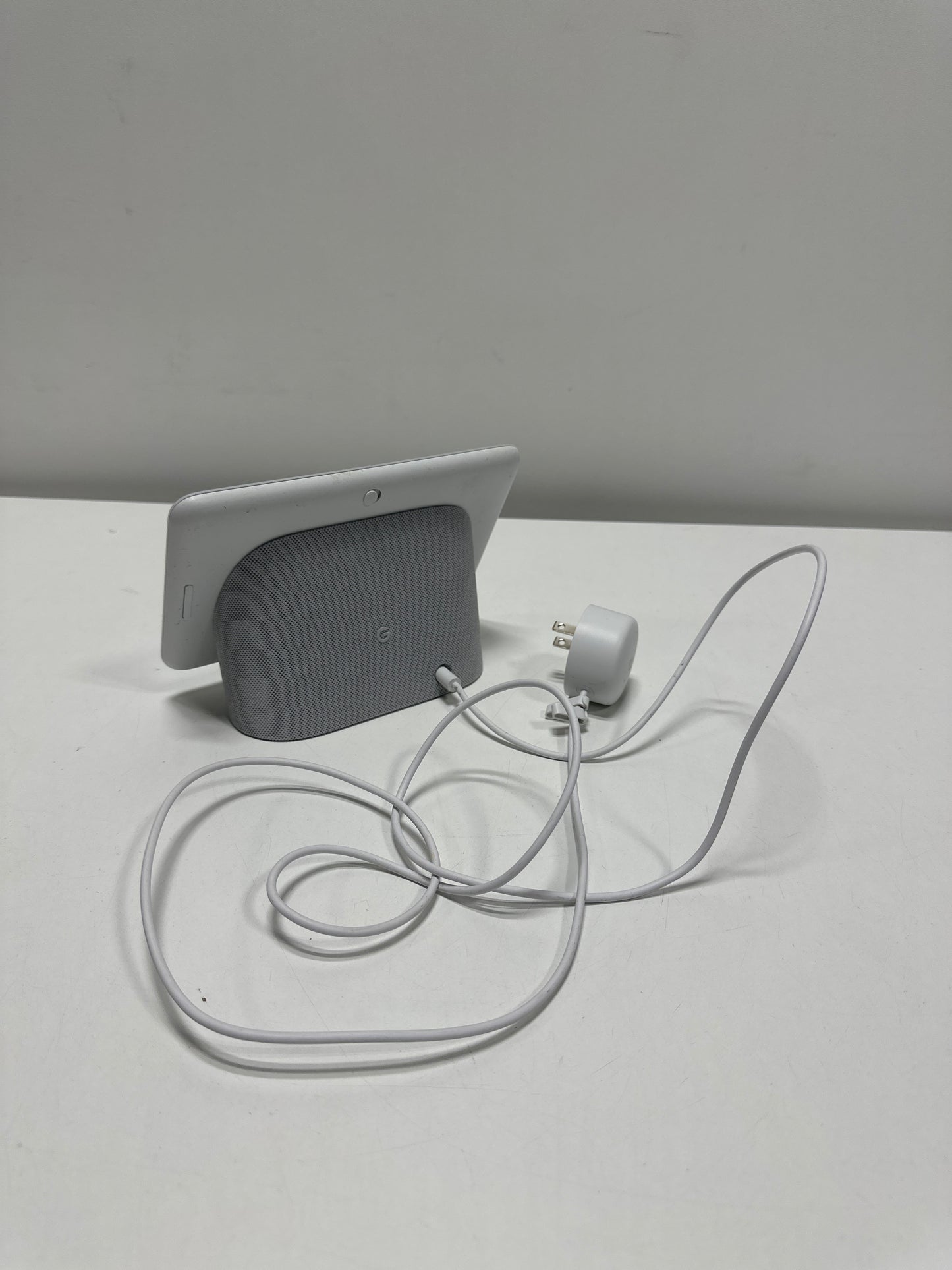 Used Google Nest Hub 7-inch Display 2nd Gen Ga01331-us - Chalk