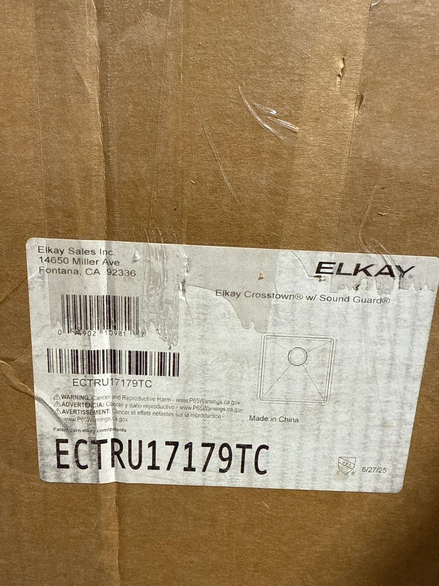 Elkay Crosstown 19 in. Undermount Single Bowl 18-Gauge Polished Satin Stainless Steel Kitchen Sink Kit W/ Accessories