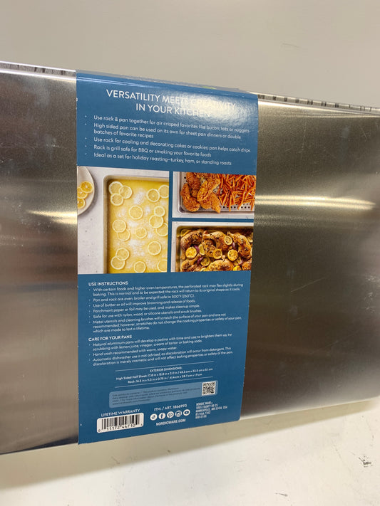 Nordic Ware Naturals 2-piece Oven Crisping Pan and Rack