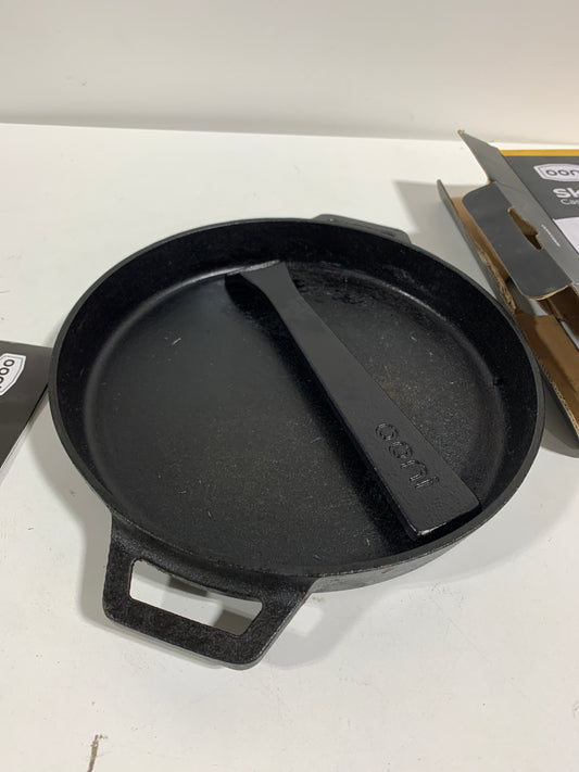 Used Ooni Cast Iron Skillet Pan - 9" Round Black