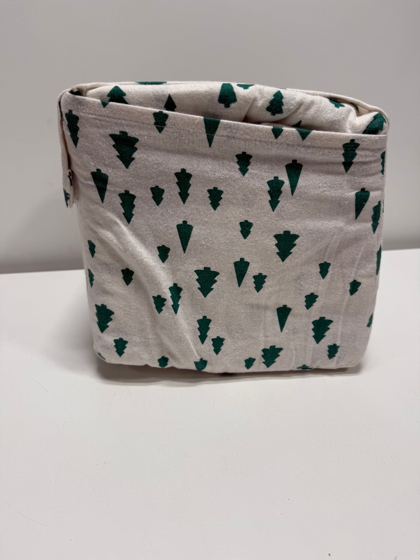 Full Christmas Holiday Flannel Sheet Set Tree Scene - Wondershop