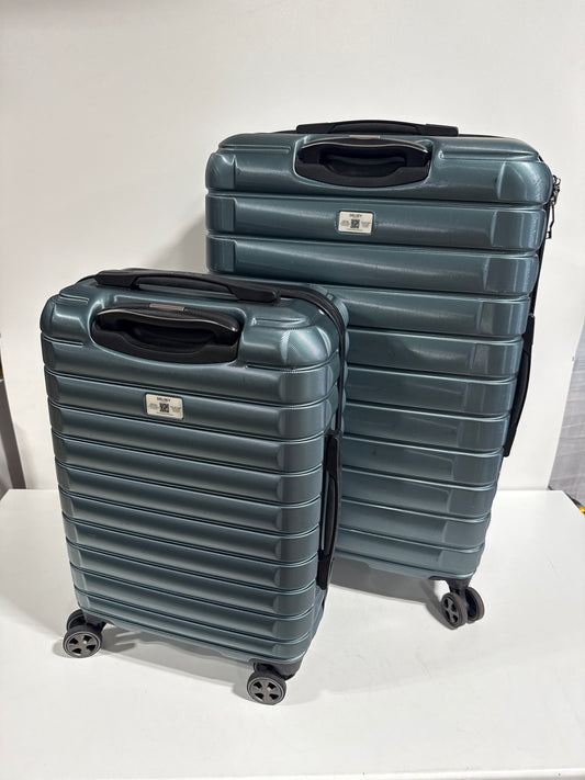 Used Delsey Paris Accelerate 2-piece Hardside Spinner Luggage Set
