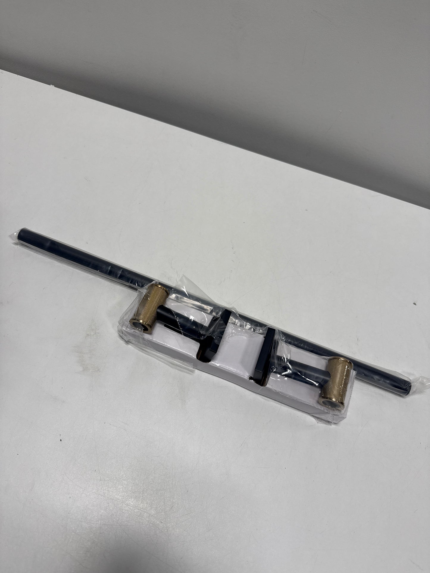 Averland 18 in. Wall Mounted Towel Bar Bath Hardware Accessory in Matte Black and Champagne Bronze