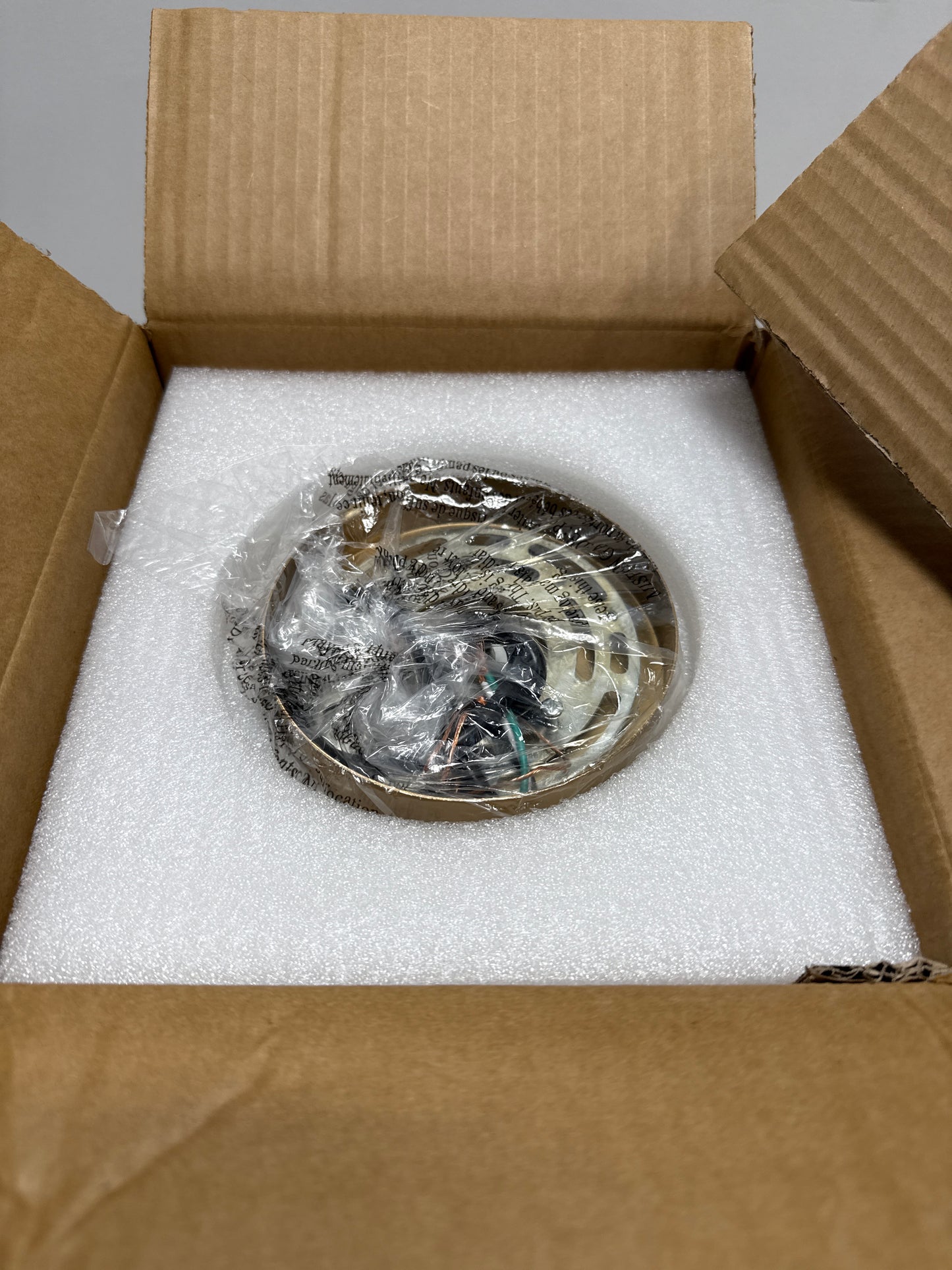 LNC Sduiaor Modern 1-Light Brass Island Pendant Lantern with Irregular Bell Clear Wavy Glass Shade for Foyer, LED Compatible