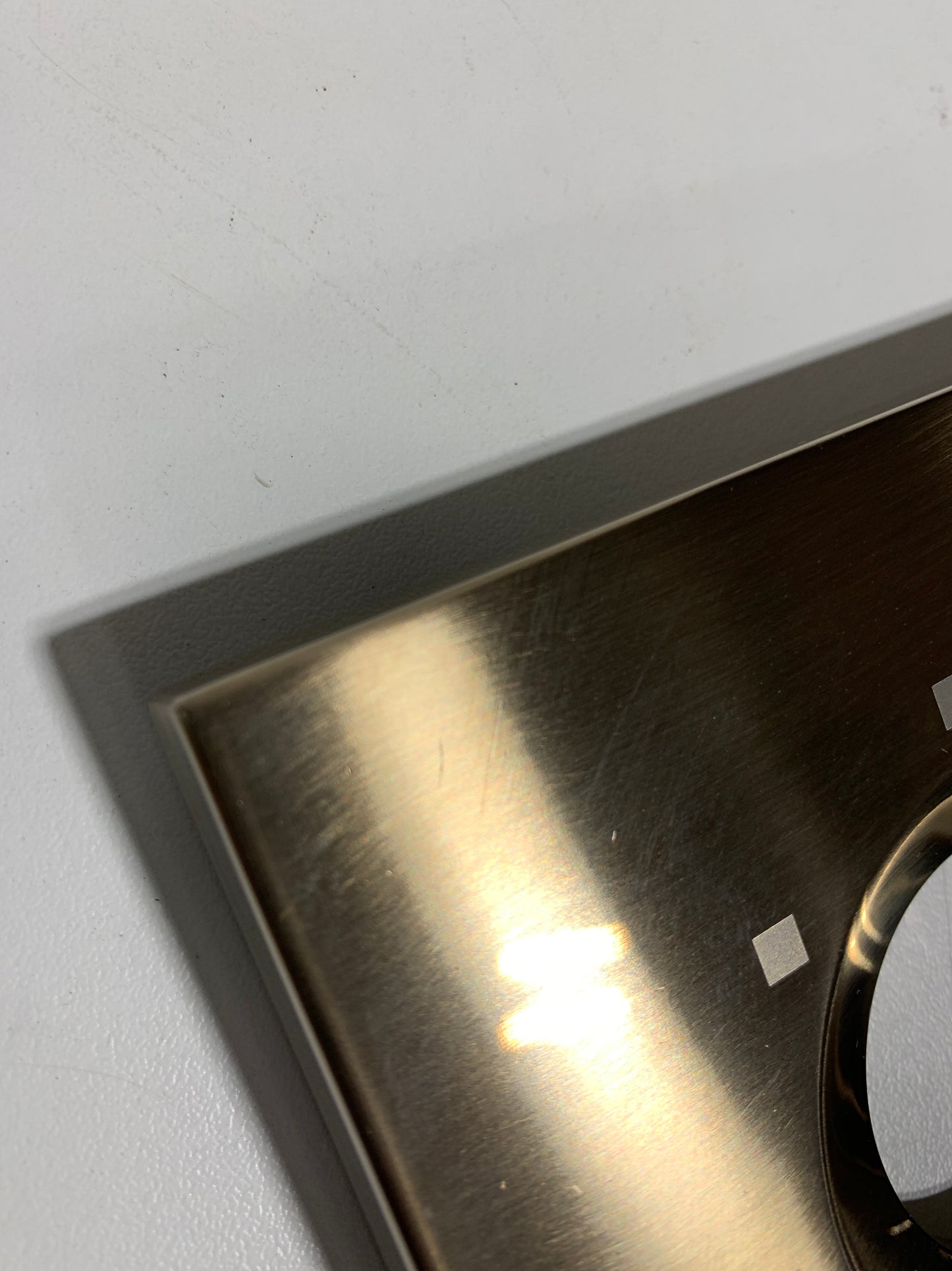 Scratch Vero Gold 1-Handle 3-Setting Diverter Valve Trim Kit in Champagne Bronze