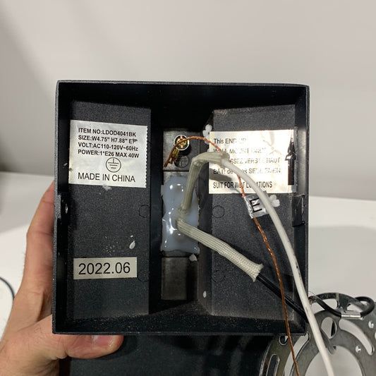 Elegant Lighting Raine 8" Tall Outdoor Wall Sconce - Rectangular Fixture