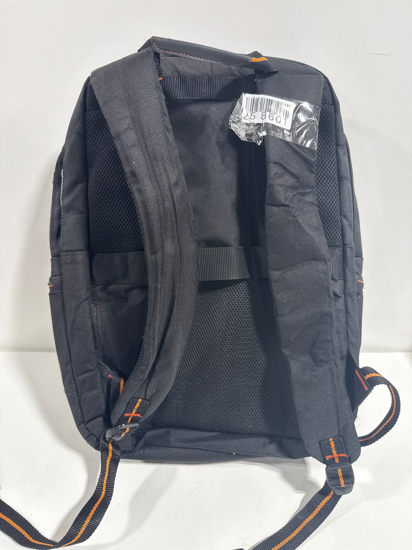 Used Solo New York - Ambition Urban 17.3" Backpack - Black