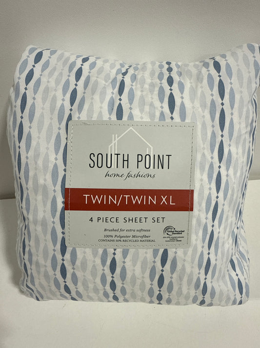 4-Piece Printed Sheet Set 17" Extra Deep | Cool, Crisp, Breathable Bed Sheets - Brushed for Softness (Dorian Geo, Twin XL)