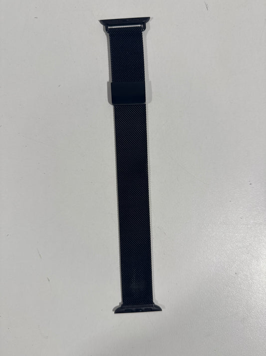 Insignia™ - Stainless Steel Mesh Band for Apple Watch 44mm, 45mm, 46mm Series 10 and Apple Watch Ultra 49mm (All Series) - Black