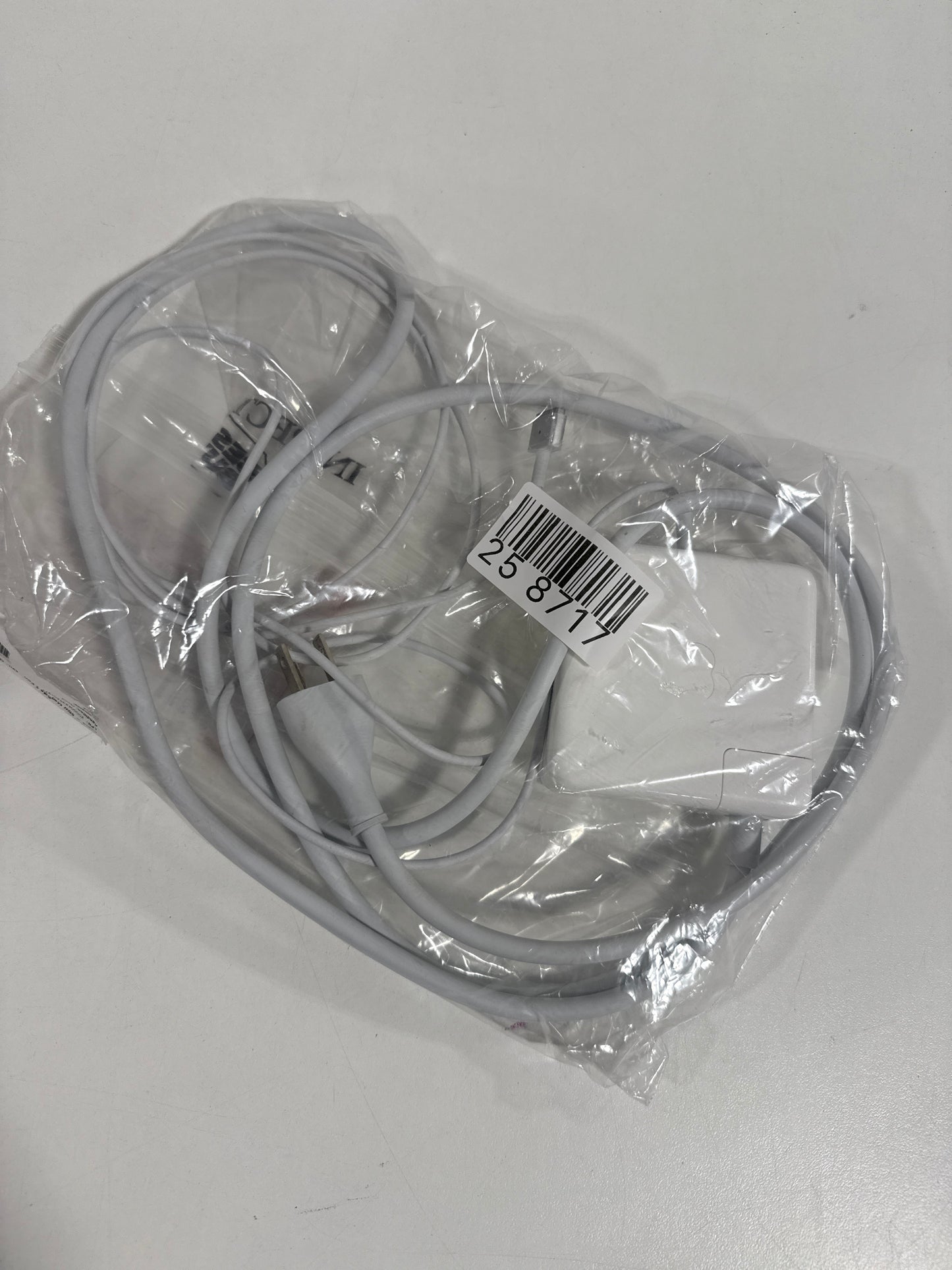 Used Apple 85W MagSafe 2 Power Adapter for 15inch MacBook Pro with Retina Display (20122015)