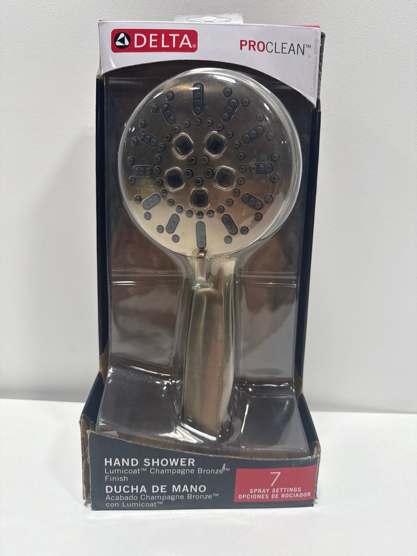 Gold 7-Spray Patterns 4.5 in. Wall Mount Handheld Shower Head 1.75 GPM with Cleaning Spray in Champagne Bronze