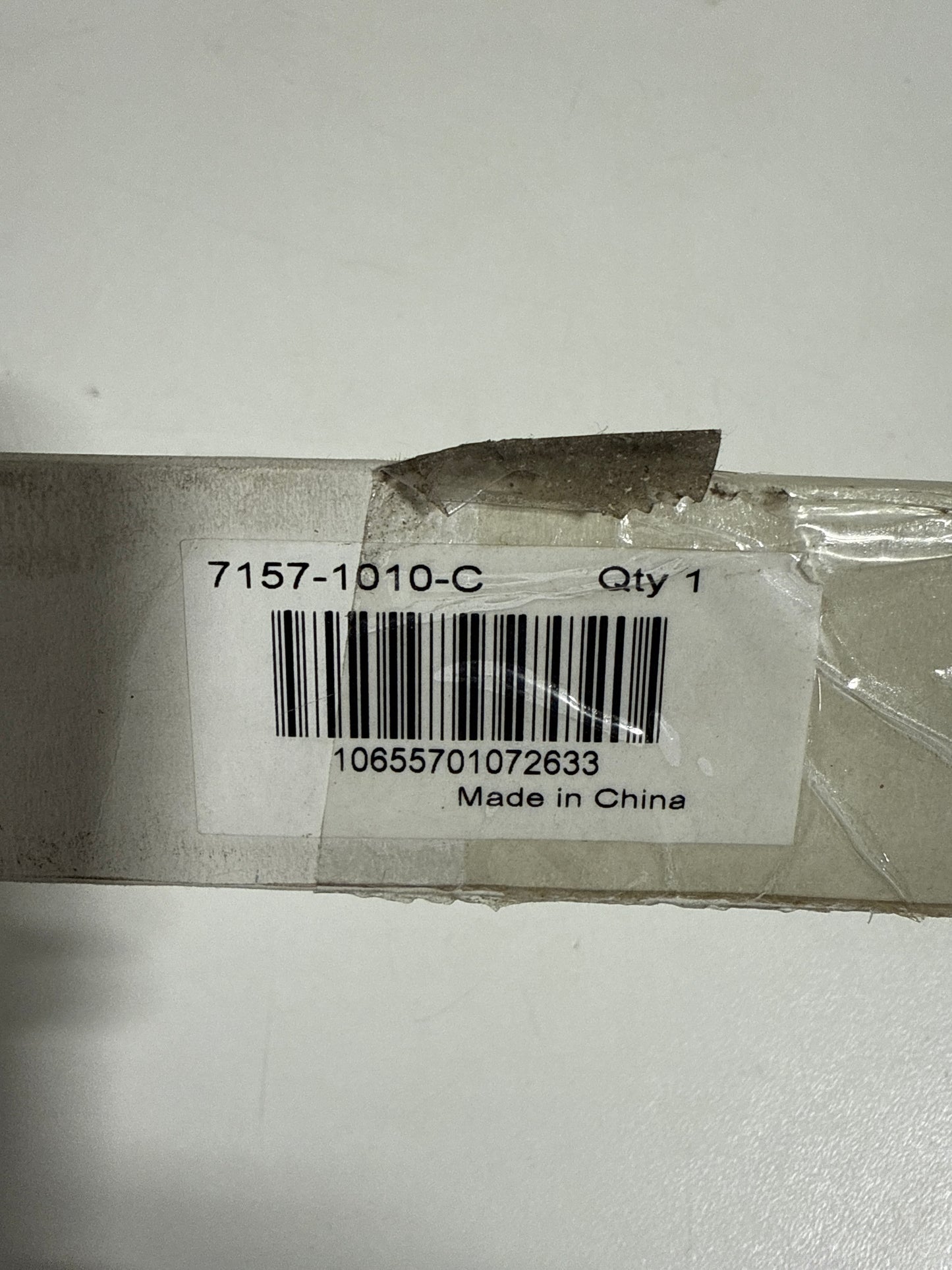 Berenson 7155 Opus 16-3/8" (426mm) Center to Center Ridged Arch Appliance Handle / Appliance Pull Rubbed Bronze