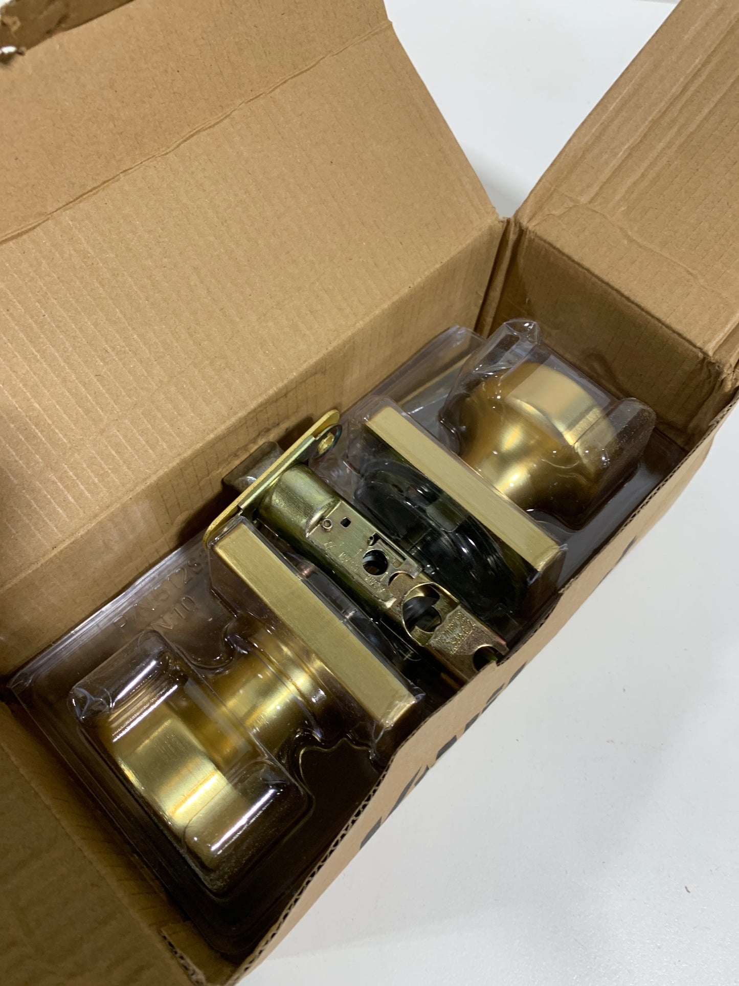 Kwikset 720Psksqt Pismo Passage Door Knob Set - Brass