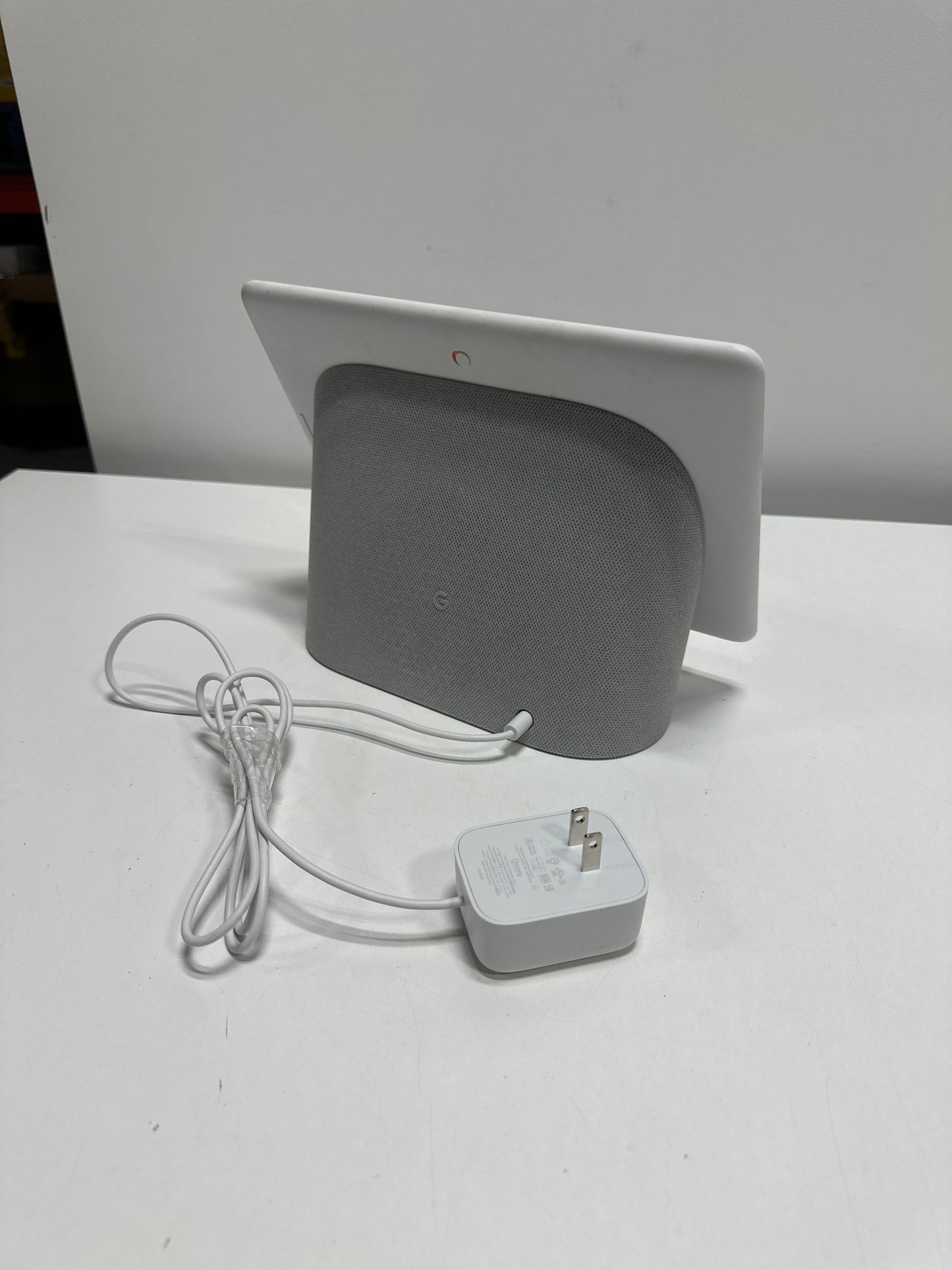 Used - Nest Hub Max - 10" Smart Home Display with Google Assistant - Chalk