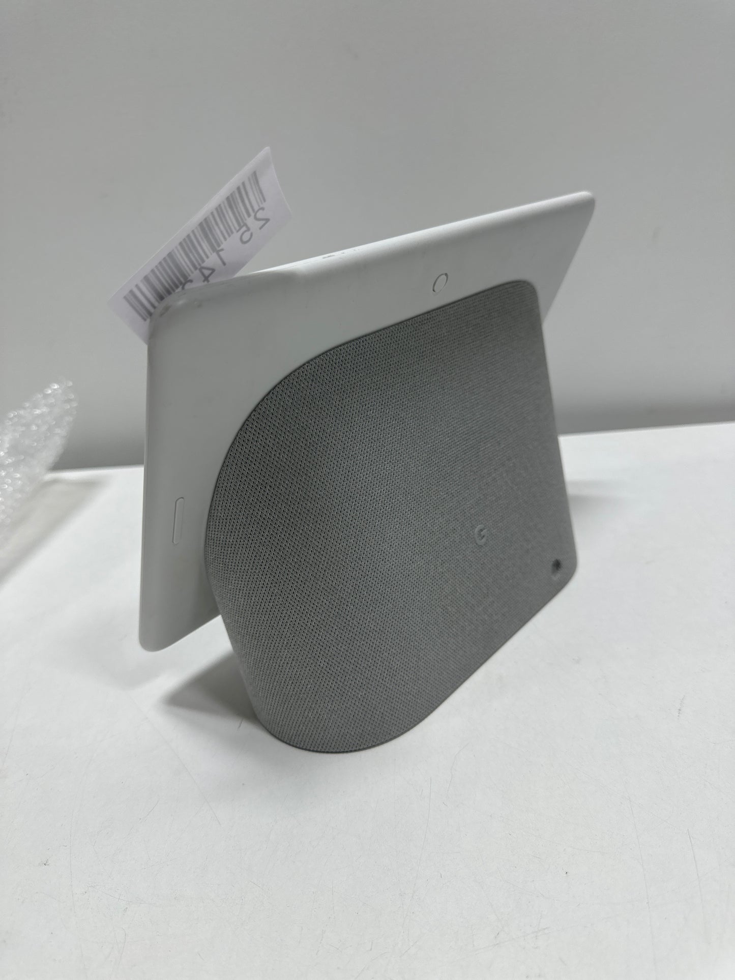 Used - Nest Hub Max - 10" Smart Home Display with Google Assistant - Chalk