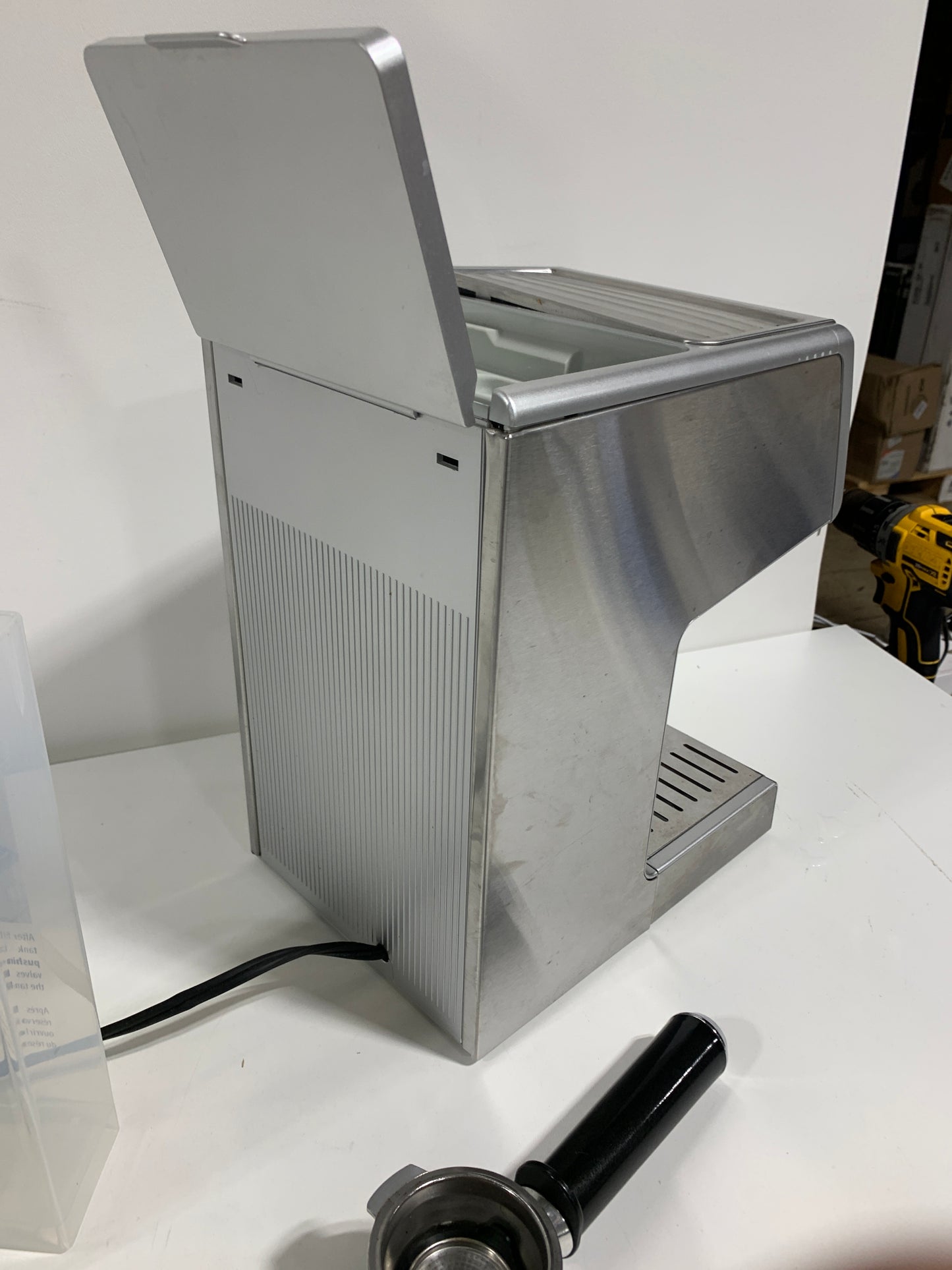 Used De'Longhi 15 Bar Pump Espresso Machine - ECP3630