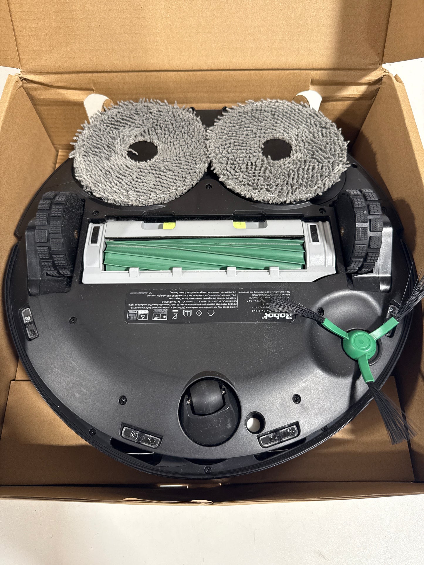 Used IRobot - Roomba 505 Combo Vacuum & Mop + AutoWash Dock