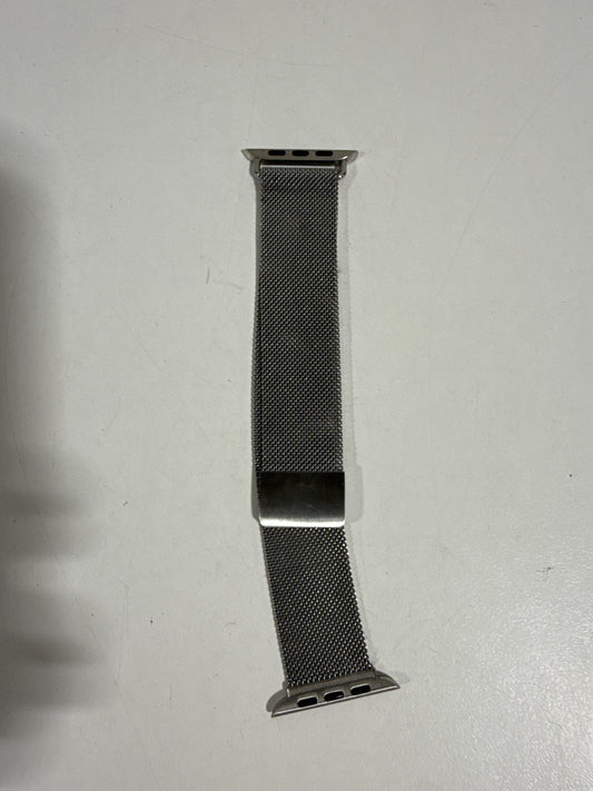 Insignia™ - Stainless Steel Mesh Band for Apple Watch 44mm, 45mm, 46mm Series 10, 49mm, SE, Ultra and Ultra 2 49mm - Silver