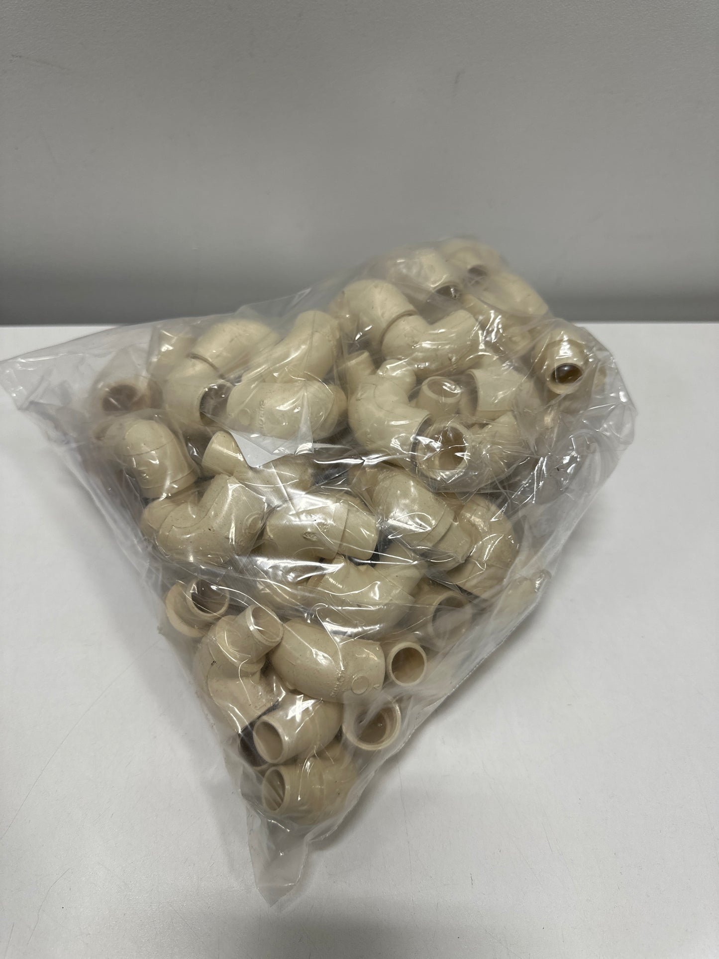 85 x Charlotte Pipe 1/2-in 90-Degree CPVC Street Elbow - *Plumbing