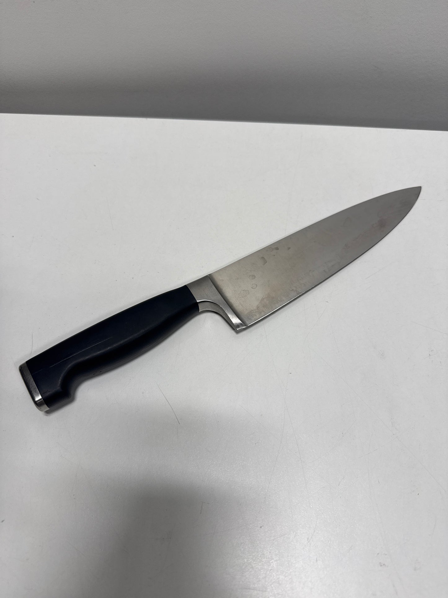 Used Zwilling J.A. Henckels Twin Four Star II 8 inch Chefs Knife 30071-200