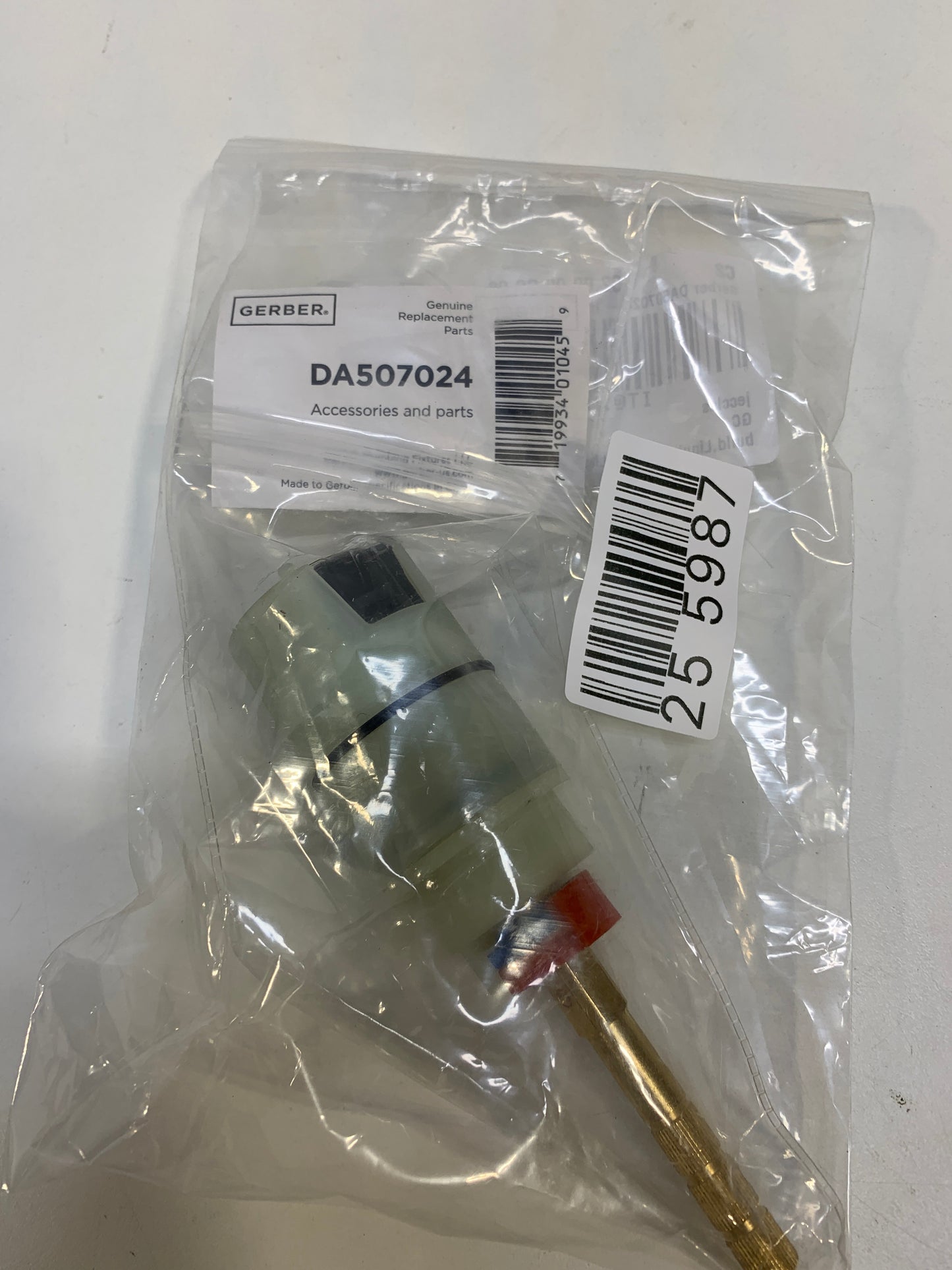 Gerber Da507024 Pressure Balanced Washerless Cartridge and Balancing Spool