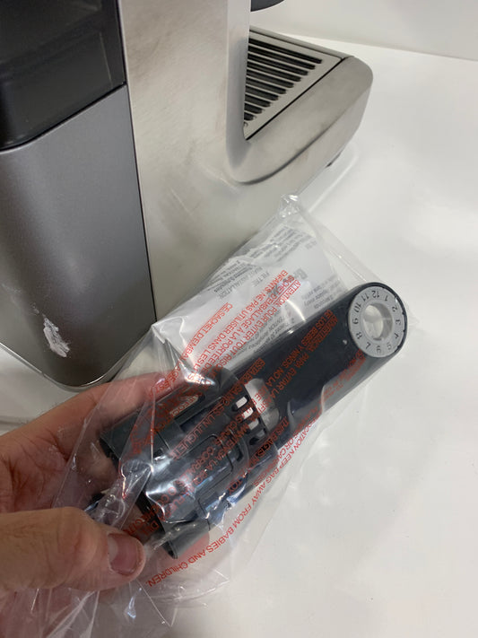 Scratch & Dent Breville - the Barista Express Impress Espresso Machine