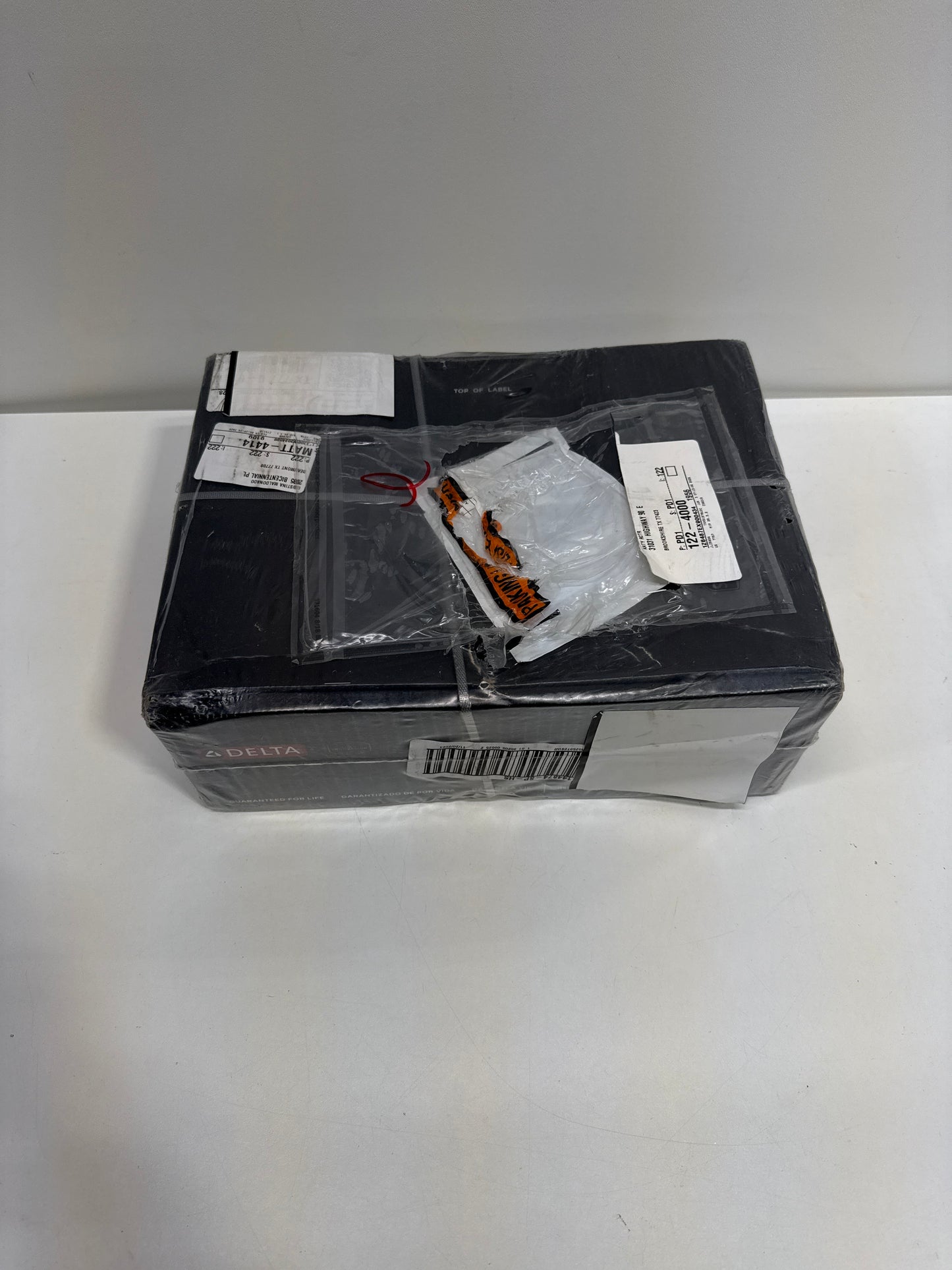 Delta Rinna Monitor 14 Series Single Handle Tub and Shower with Hand Shower