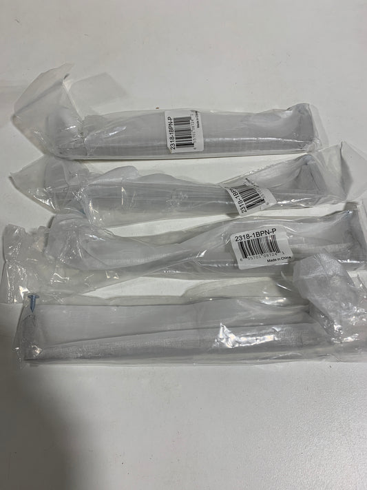 4 Berenson 2318 Swagger 8-13/16" (224 Mm) - Center to Center Modern Angled