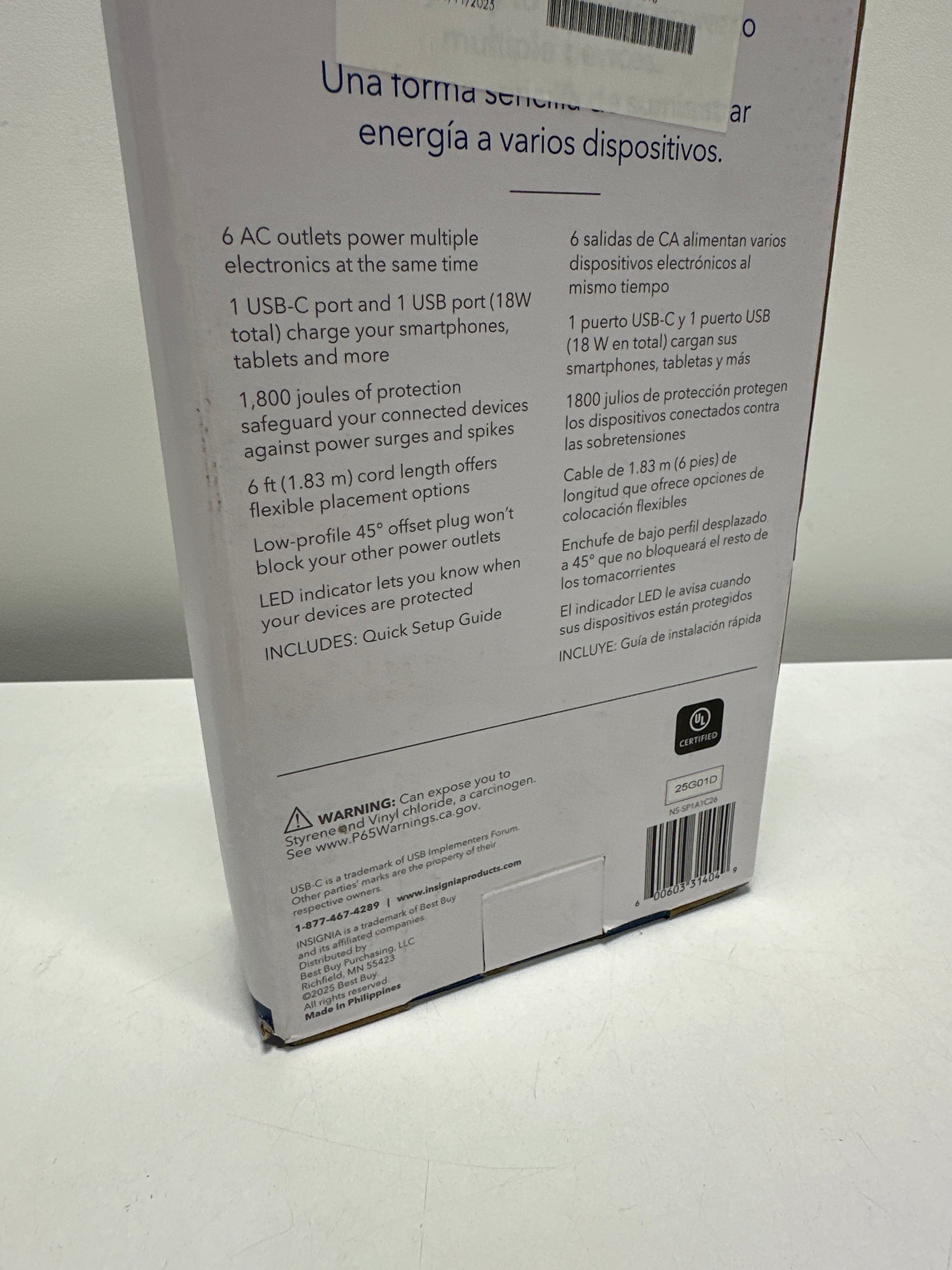 Insignia™ - 6-Outlet / 1-USB-C / 1-USB 1,800 Joules Surge Protector Strip with 6 ft. Power Cord - White - *Lighting &