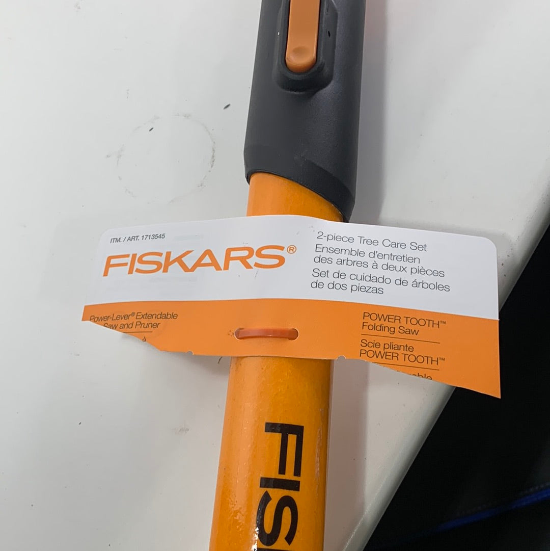 FISKARS Extendable Pole Saw and Pruner