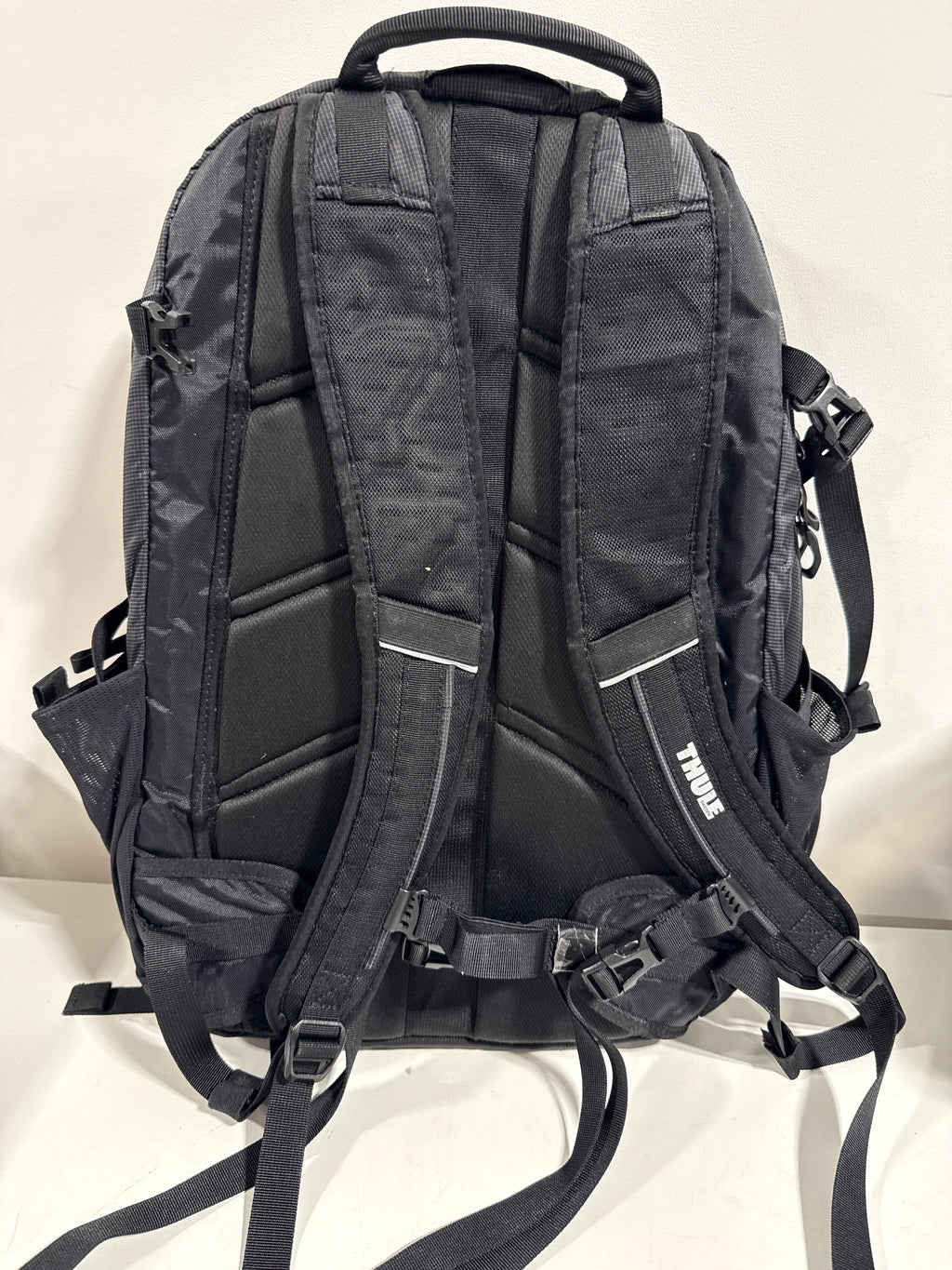 Used See Desc Thule - EnRoute 27L Escort 2 Backpack for 15.6’’ Laptop W/ 10.1’’ Padded Tablet Sleeve, - *Computers &