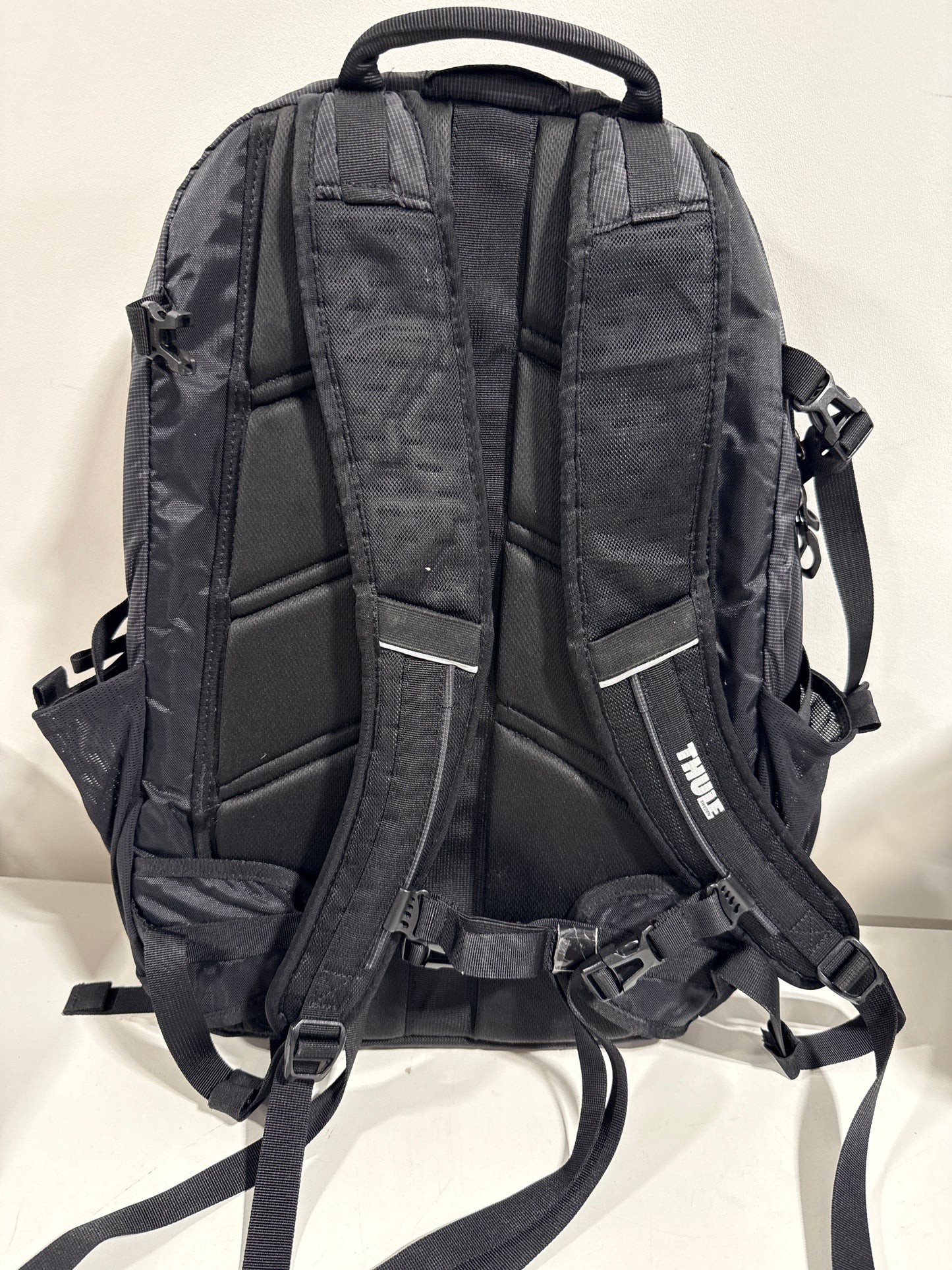 Used See Desc Thule - EnRoute 27L Escort 2 Backpack for 15.6" Laptop W/ 10.1" Padded Tablet Sleeve,