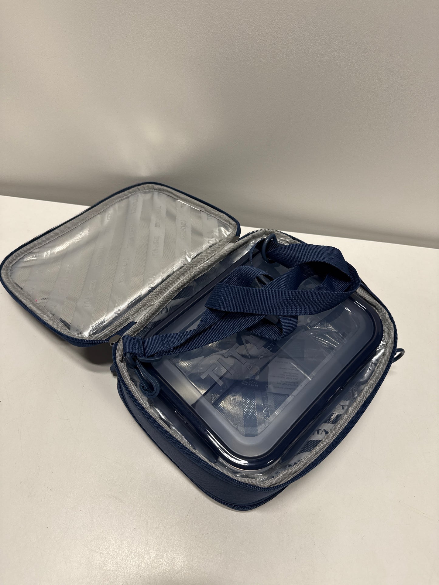Titan PRO Expandable Lunch Box by Arctic Zone & Leak-Proof Bento, Keeps Food Cold Up to 6 Hours (Blue)