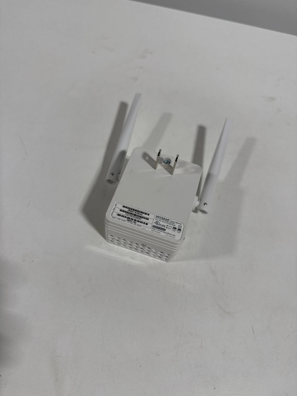 NETGEAR - Dual-band WiFi Range Extender - Essentials Edition 1.2Gbps Wall-plug External Antennas - White - *Computers &