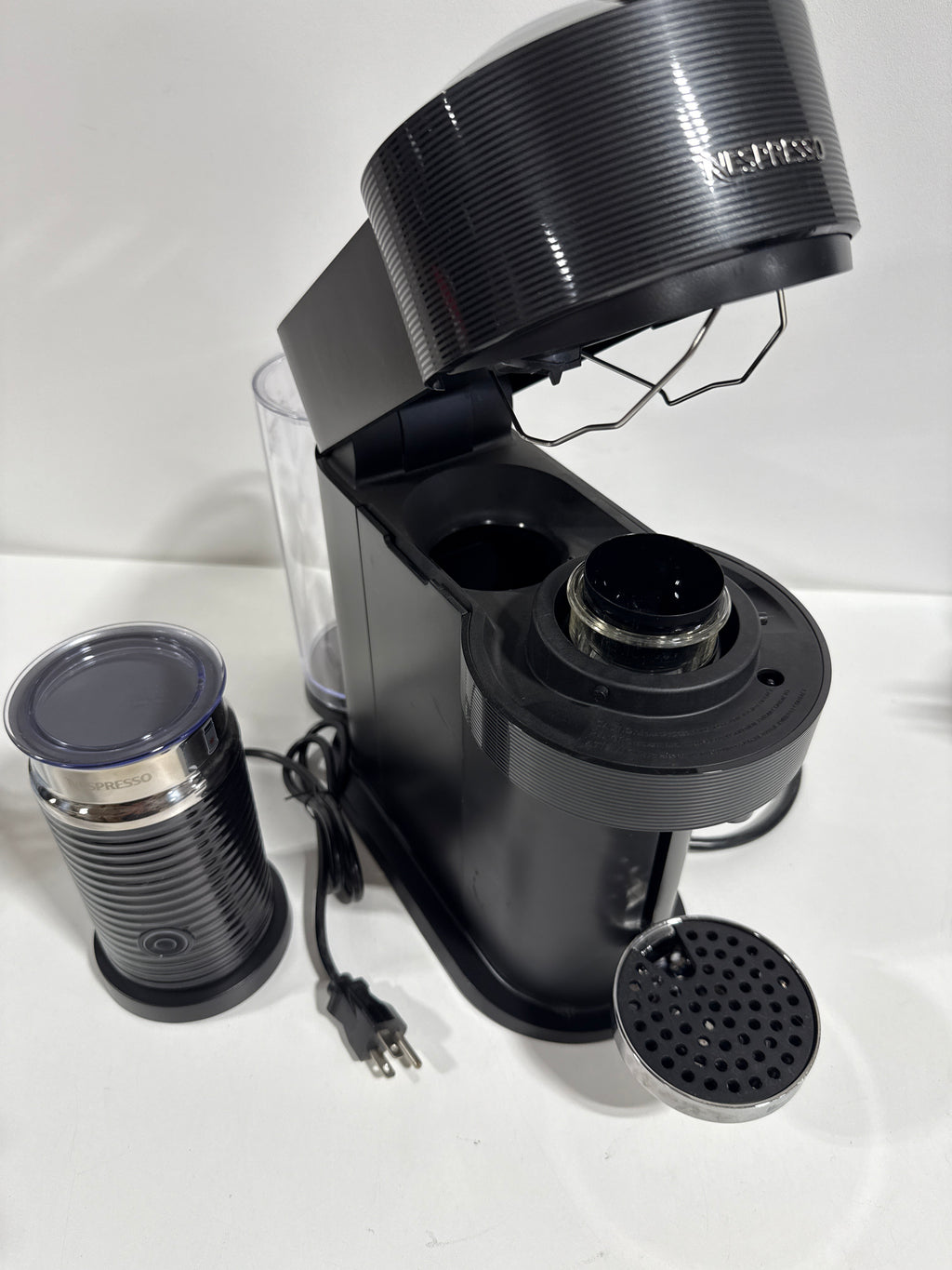 Nespresso Vertuo Next Premium Coffee and Espresso Machine by Breville with Aeroccino Milk Frother Classic Black Classic