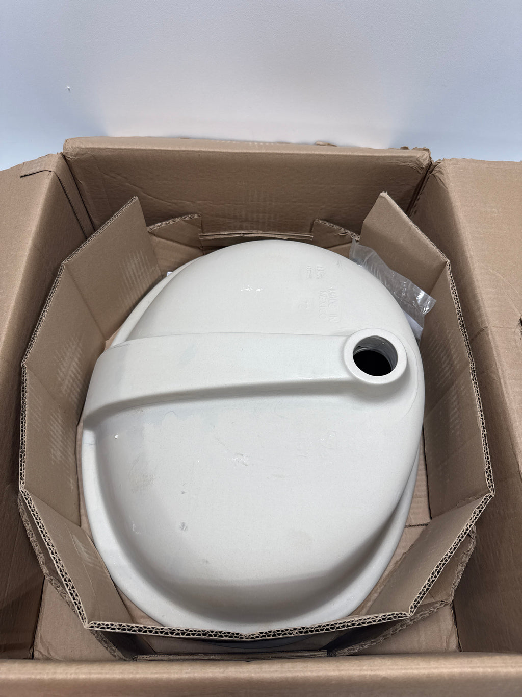 Ovalyn 17.1 in. X 14.1 in. Round Undermount Bathroom Sink in White Vireous China