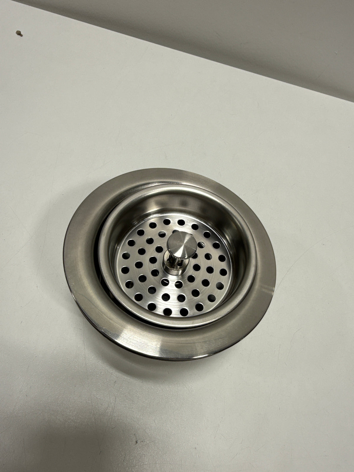Signature Hardware SH171ZSS 3-1/2" Basket Strainer