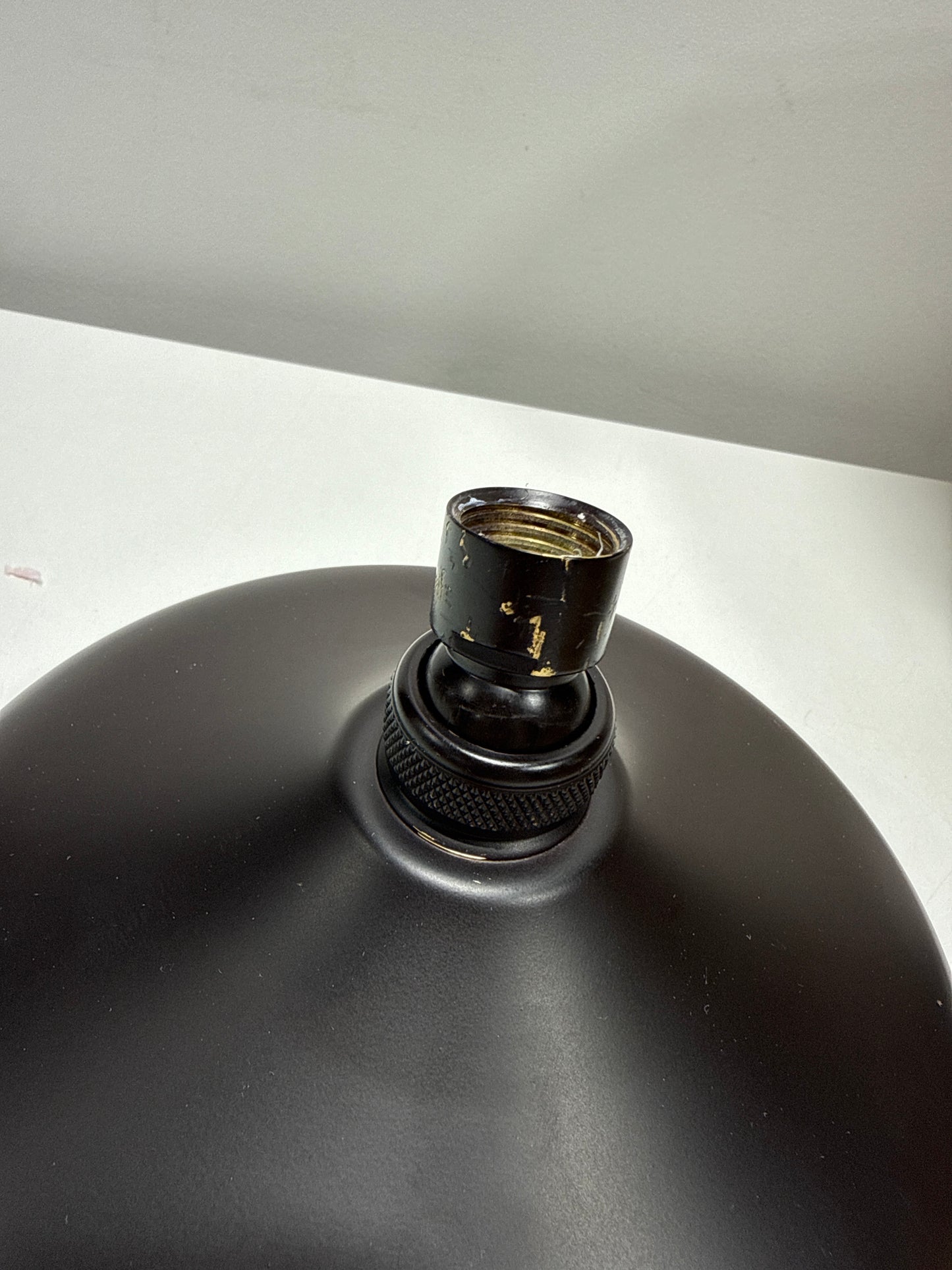 Scratch Kingston Brass K124A5 Victorian 8 Raindrop Shower Head Oil Rubbed Bronze