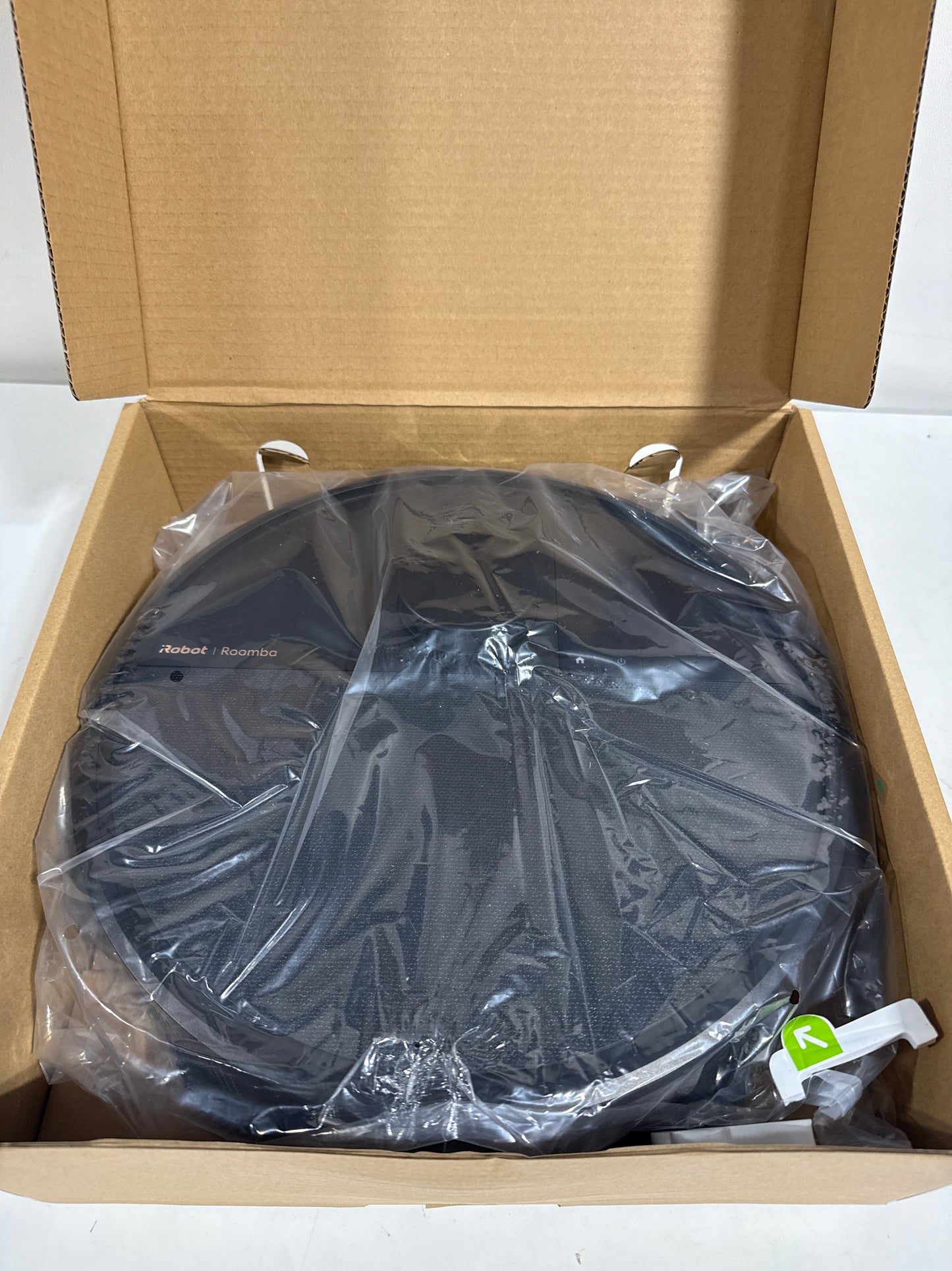 Used IRobot - Roomba 505 Combo Vacuum & Mop + AutoWash Dock