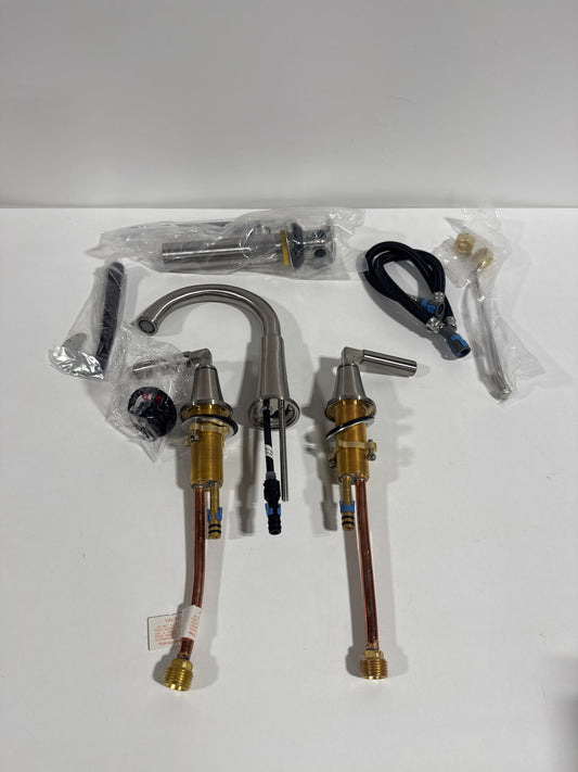 Delta 35548LF-MPU Bowery 1.2 GPM Widespread Bathroom Faucet with Pop-up Drain